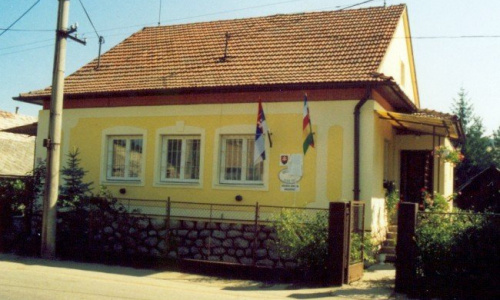 Jelmezes farsangi buli , 2016. január 30-án a kultúrházban.