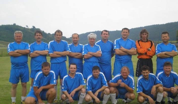 Futbalový zápas v obci Felsőtelekes - seniori