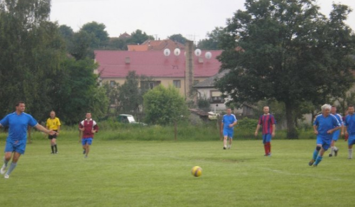 Futbalový zápas v obci Felsőtelekes - seniori