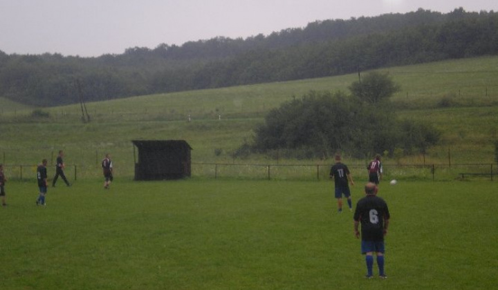 Futball - Felsőtelekes / Hosszúszó