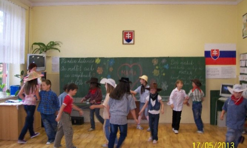 HALLOWEEN PARTY