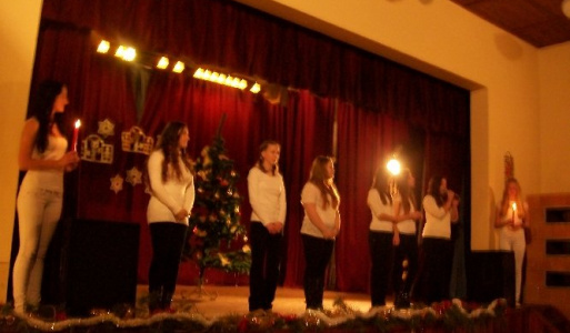 Karácsonyi kultúrműsor - Vianočný program 