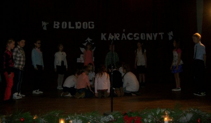 Karácsonyi műsor - Vianočný program