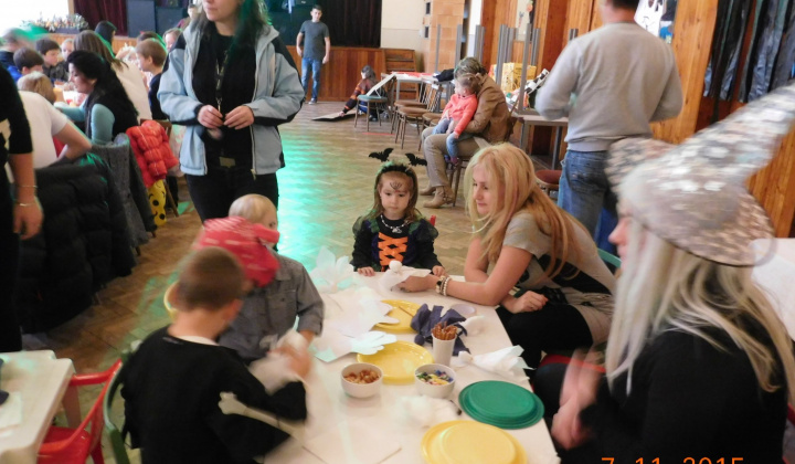 HALLOWEEN PARTY