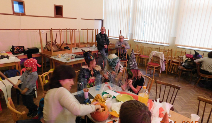 HALLOWEEN PARTY